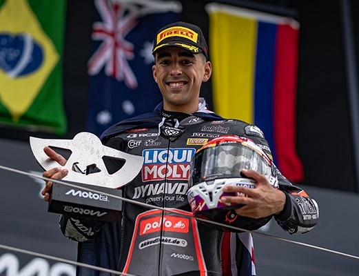 Senna Agius senzacionalno zmagal v Silverstonu