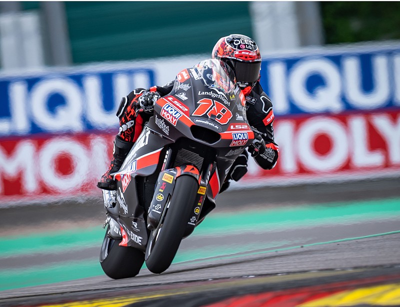 Četrto in šesto mesto na Sachsenringu – LIQUI MOLY Dynavolt Intact GP odhaja na poletni premor kot vodilna ekipa svetovnega prvenstva.
